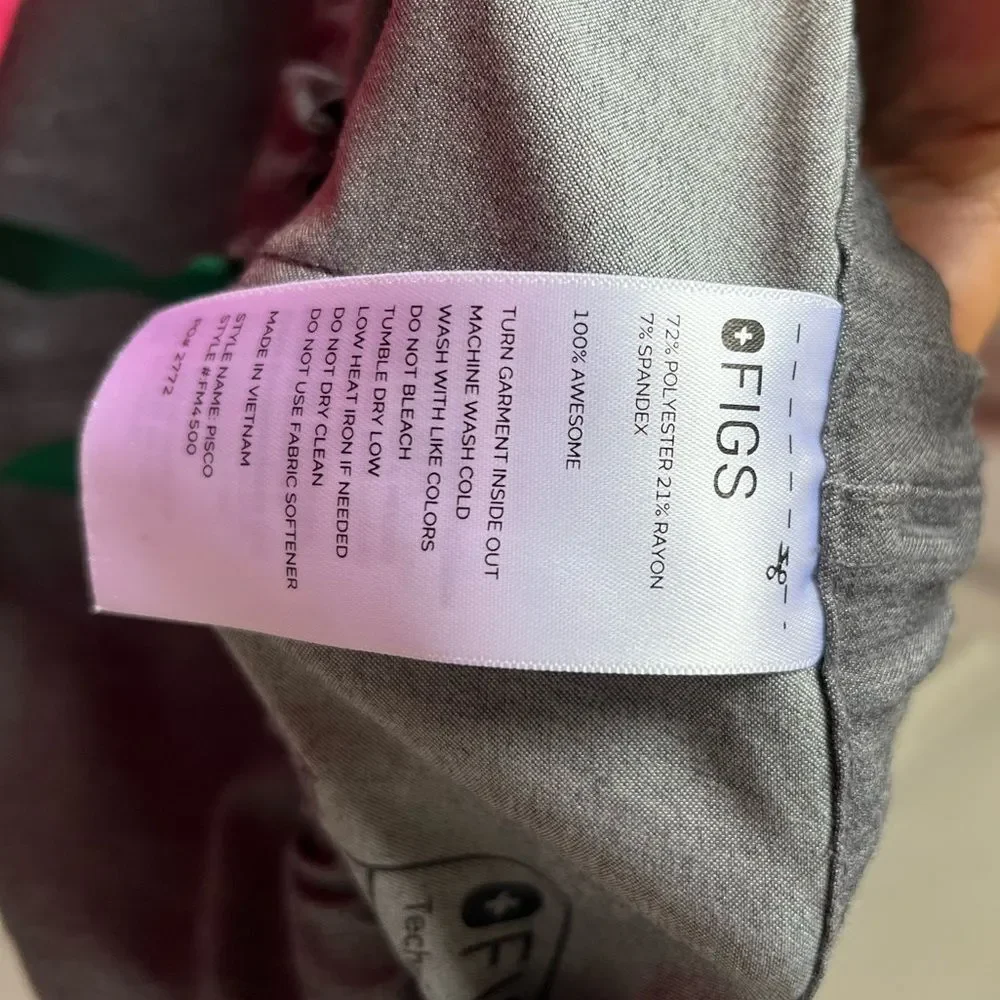 FIGS Men’s Pisco Basic Scrub Pants in Graphite Size Large